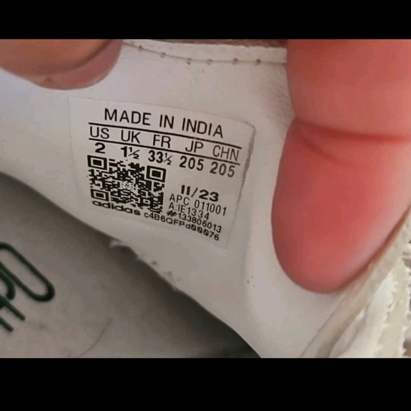 Adidas Samba Kids XLG Athletic Shoe In White / Collegiate Green / Pantone 2 - Picture 9 of 14